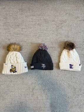 Minnesota Vikings Knit Pom Beanie Hat (White/Black)